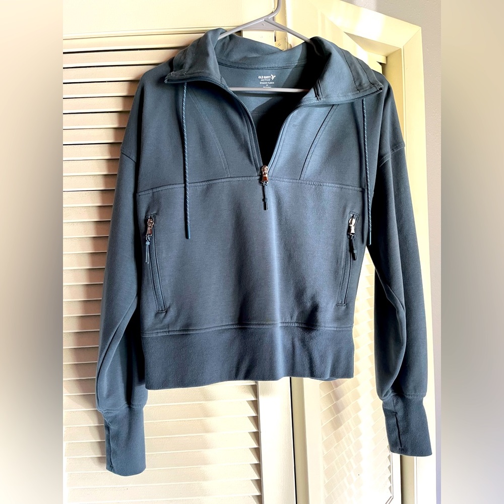 Old Navy Active sweater